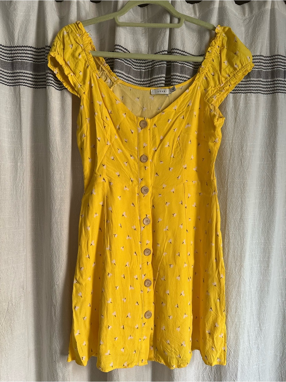 Lush Yellow Button-Front Mini Dress with Cap Sleeves
